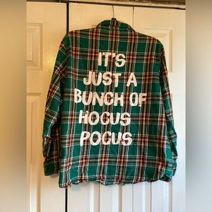 Disney x Cakeworthy Hocus Pocus Winifred Sanderson Flannel